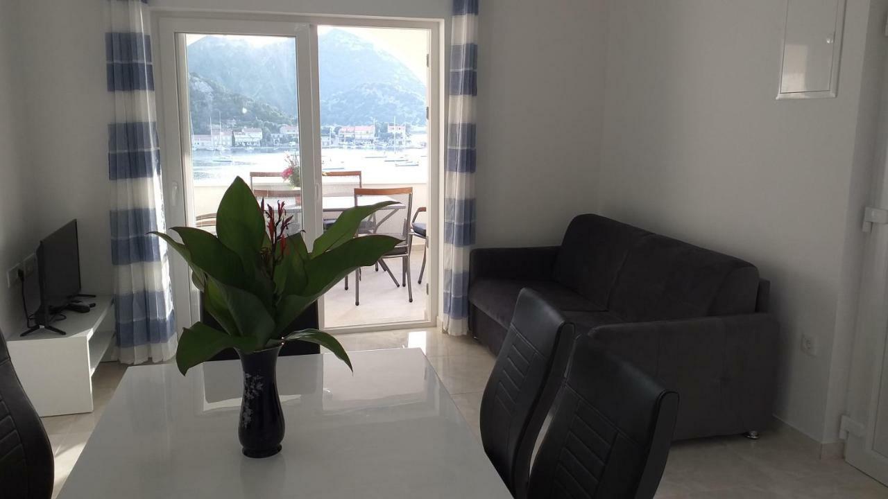 Apartment Zaklopatica Lastovo Ngoại thất bức ảnh